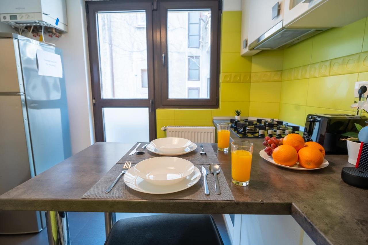 Cozy & Spacious Flat Near Victoriei Square 布加勒斯特 外观 照片
